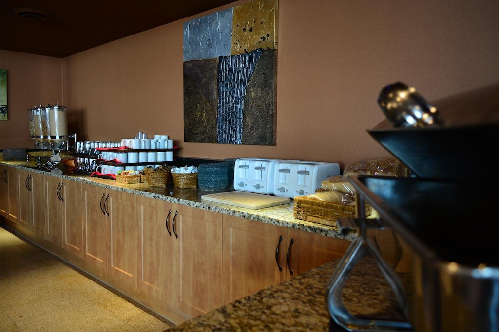 Coast Discovery Inn Campbell River Extérieur photo
