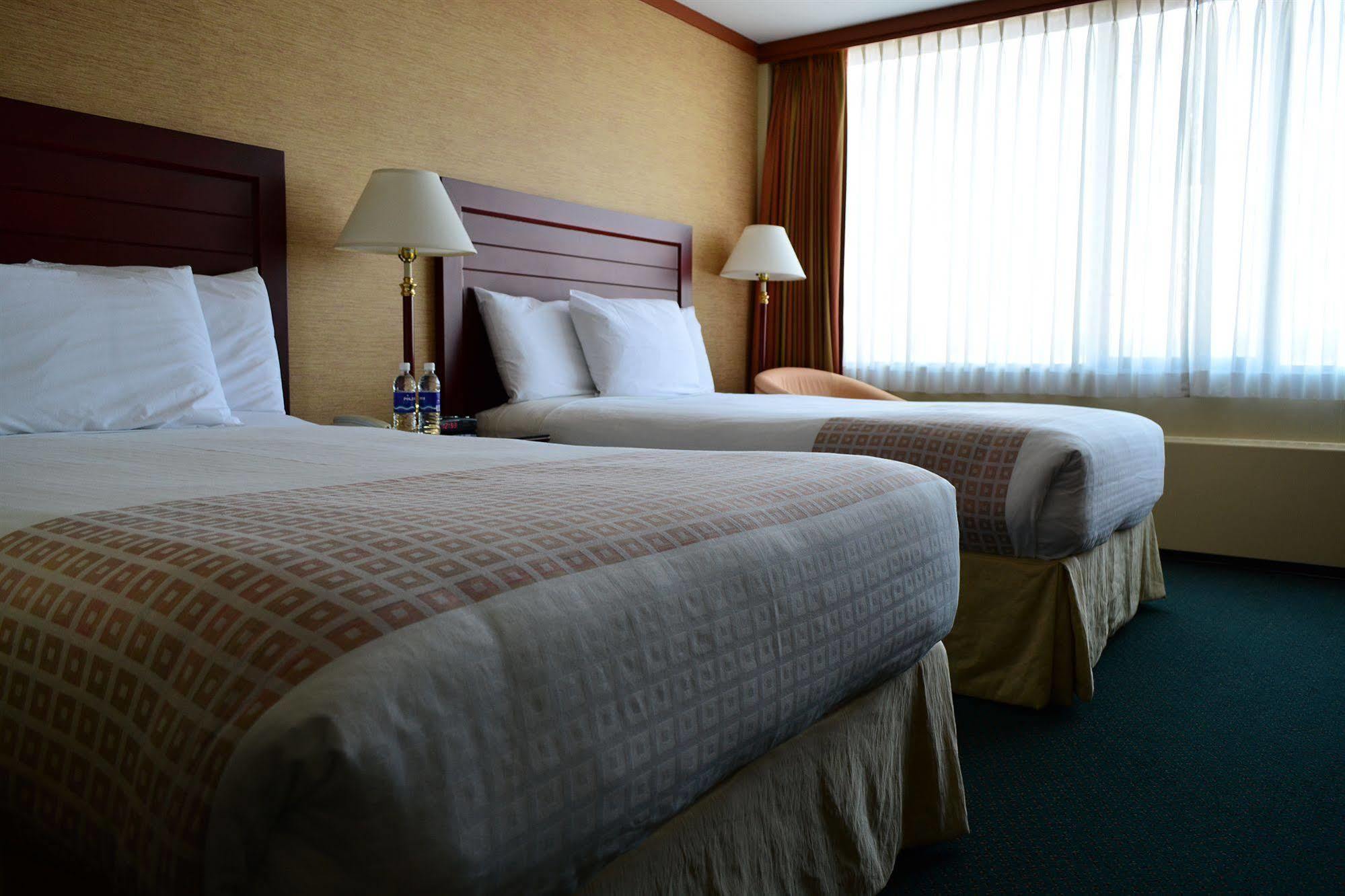 Coast Discovery Inn Campbell River Extérieur photo